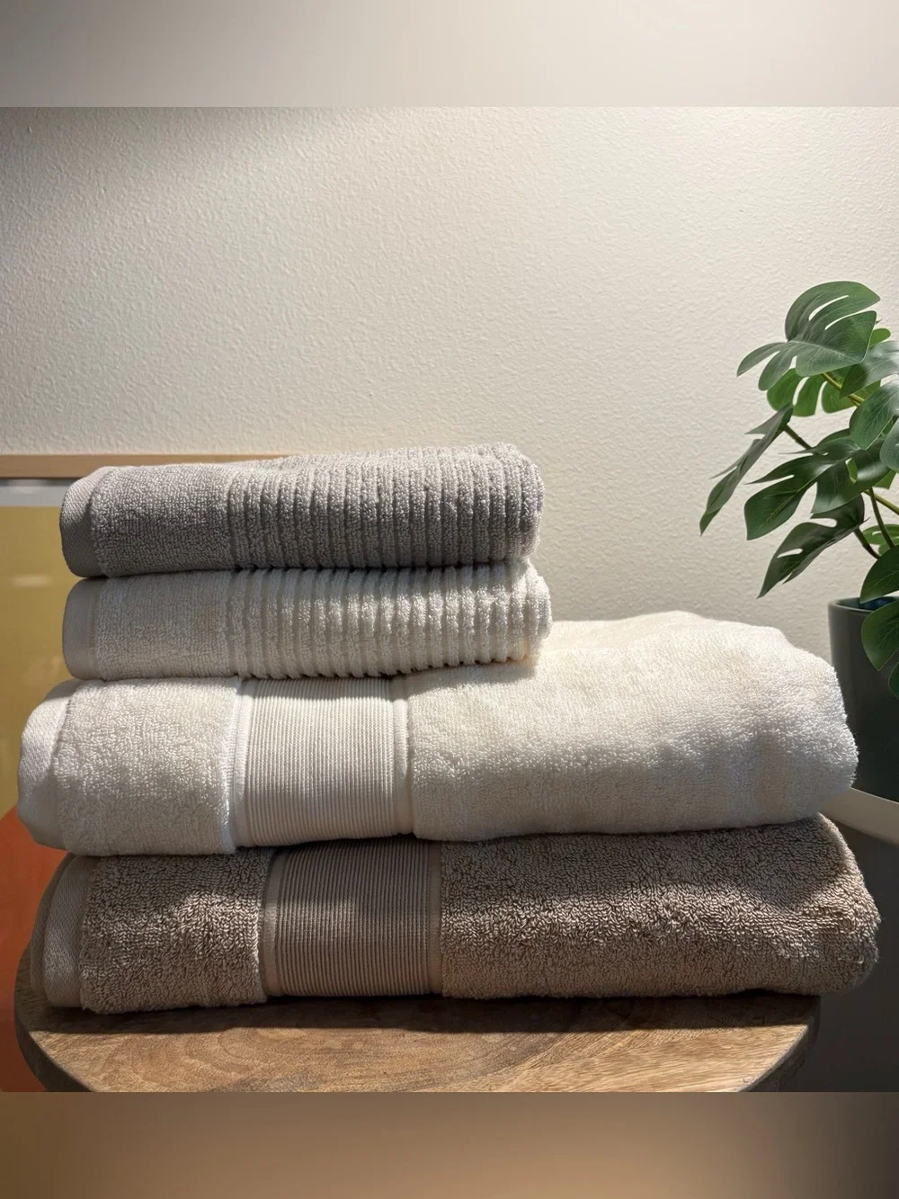 Lauren Ralph 2 bath towels, Martha Stewart 2 hand towels NWT Never used